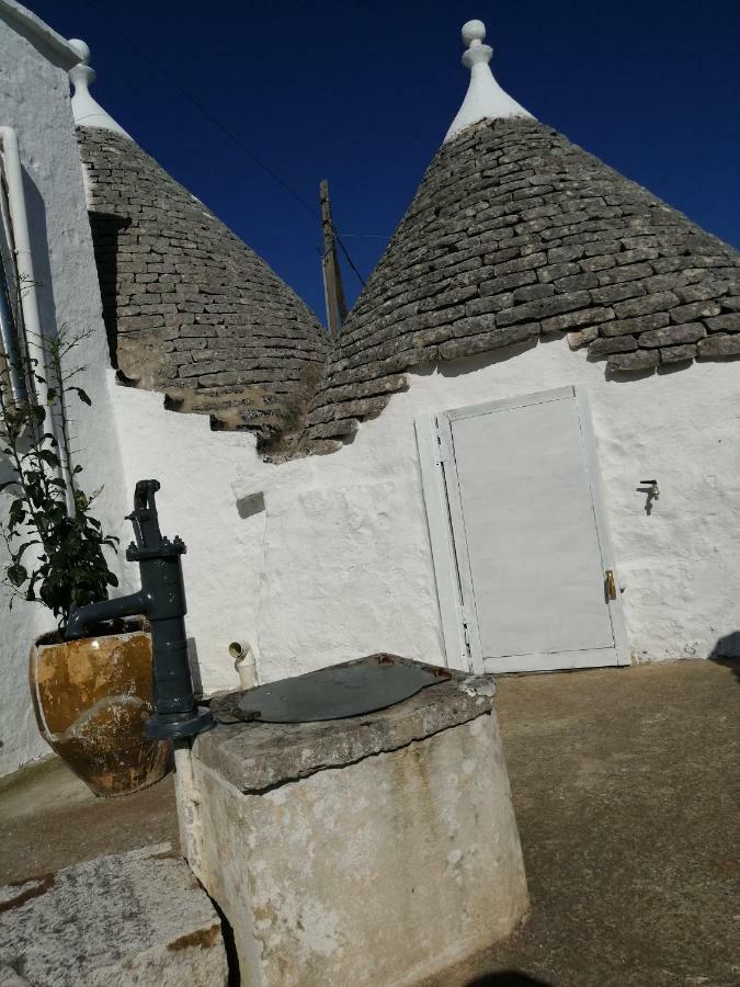 Villa Trullo Antico Cisternino Exterior foto